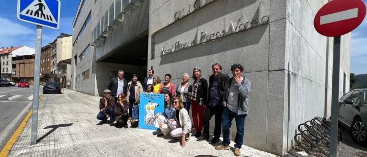 Representantes institucionales y de la organización, ayer, en la presentación de la Mostra. | // SANTOS ÁLVAREZ