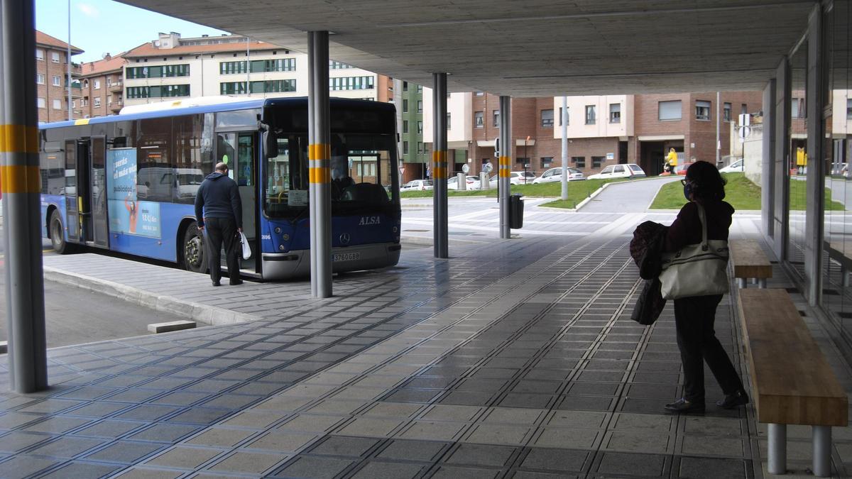 La estación de autobuses de Pola de Siero.