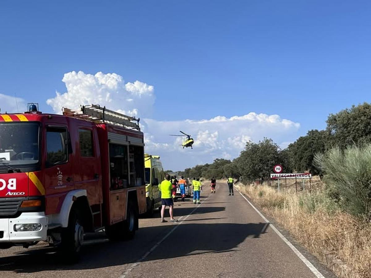Fotogalería | Grave accidente de tráfico en Valdecaballeros