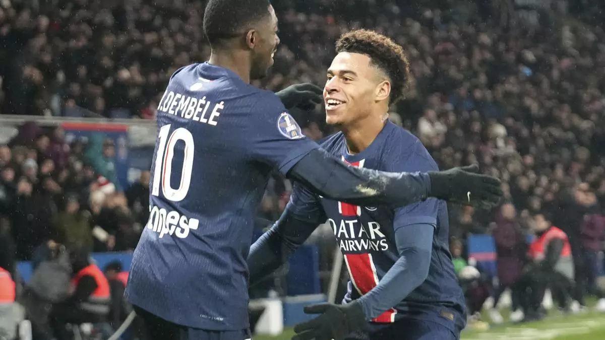 Demb谷l谷, Dou谷 y una f芍brica que asusta mucho
