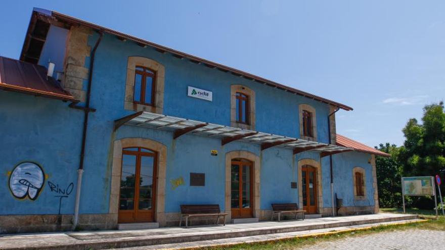 El Museo do Ferrocarril de Vilagarcía lleva varios años cerrado.  | // I. A.