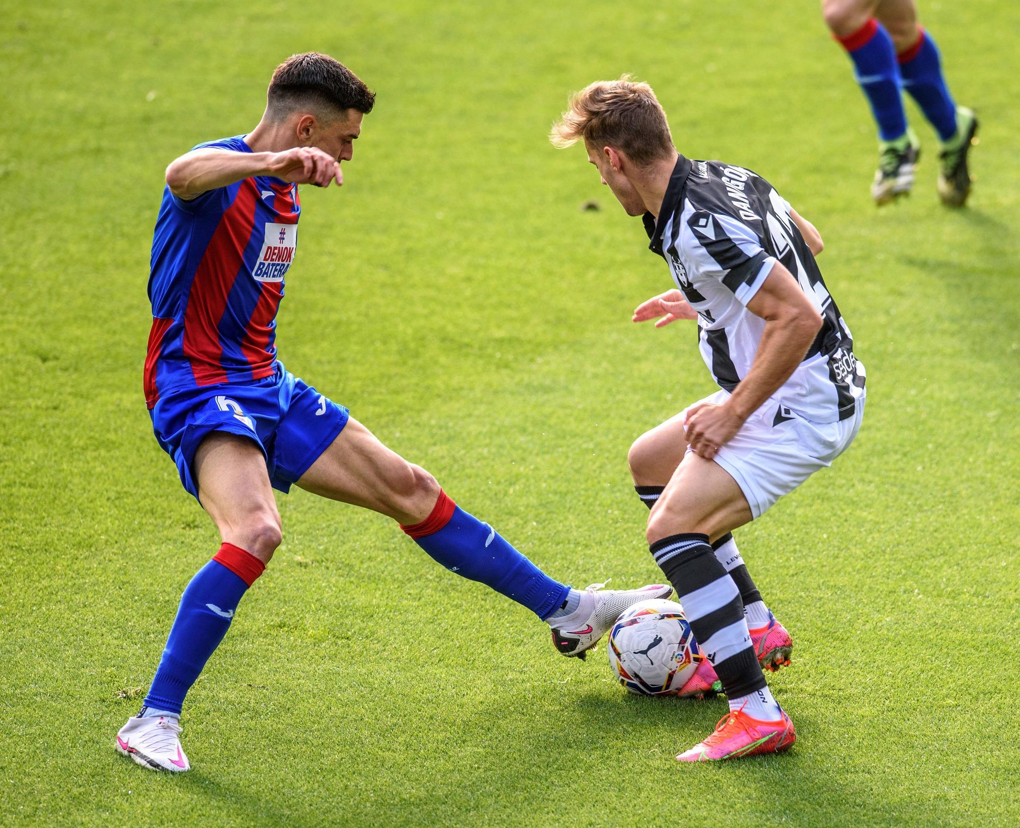 La imágenes de la victoria del Levante UD en Ipurúa frente al Eibar