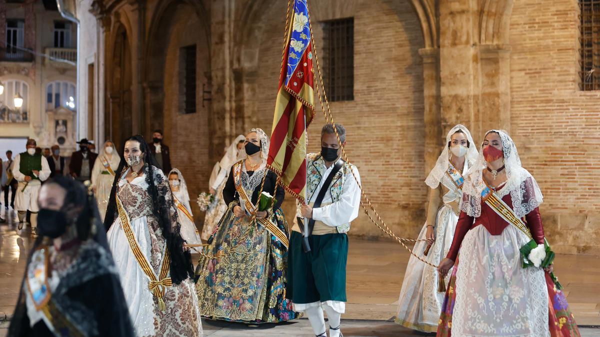 Búscate en el primer día de Ofrenda por las calles del Mar y Avellanas entre las 21:00 y 22:00 horas