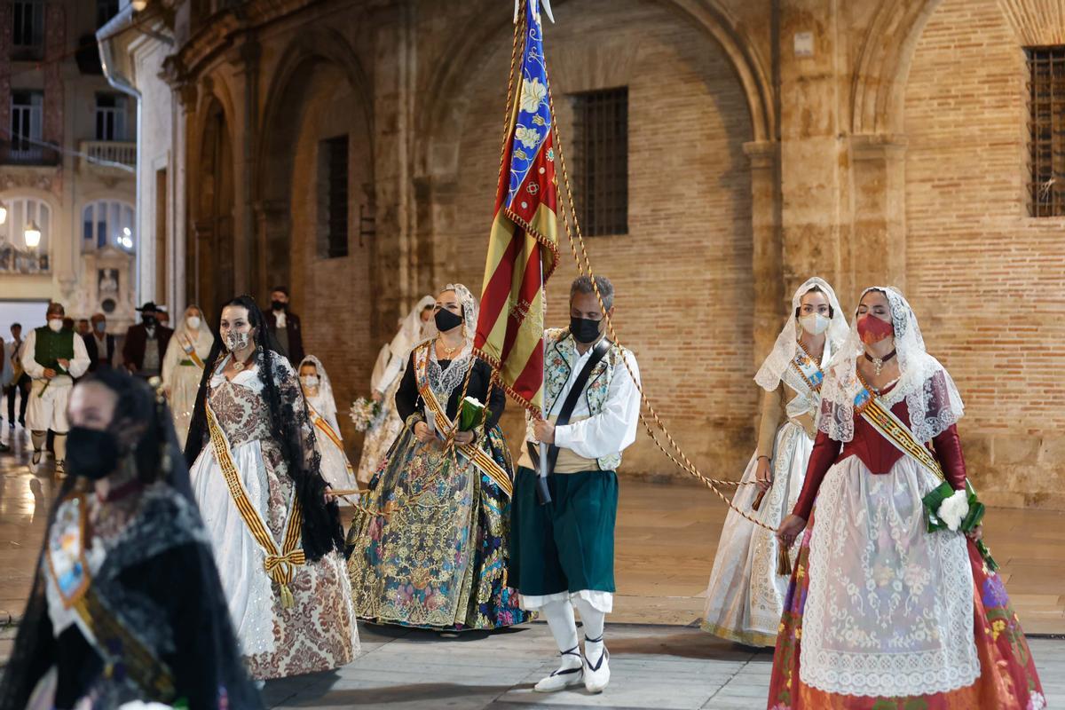 Búscate en el primer día de Ofrenda por las calles del Mar y Avellanas entre las 21:00 y 22:00 horas