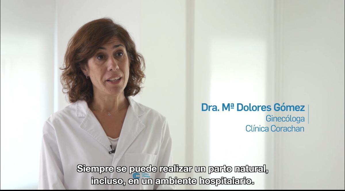 ¿Se puede realizar un parto natural en un ambiente hospitalario?