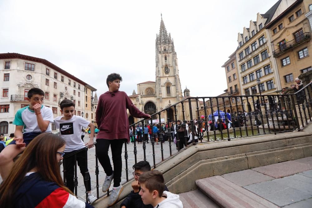 Día de la Educación Física al aire libre en la Plaza de la Catedral