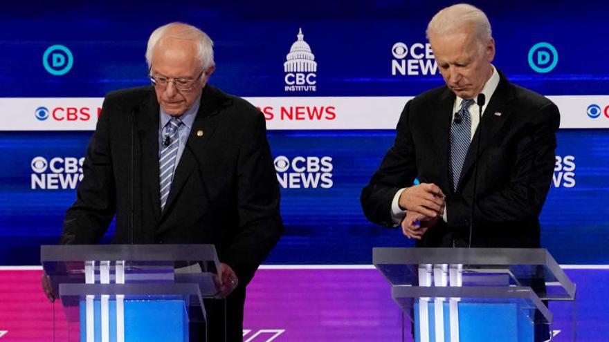 Bernie Sanders y Joe Biden.