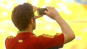 Alguns jugadors de ’la Roja’ han fet fotografies del mític estadi de Rio de Janeiro abans de l’entrenament.