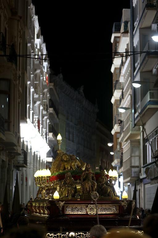 Procesión del Santo Entierro este Viernes Santo en Cartagena, en imágenes