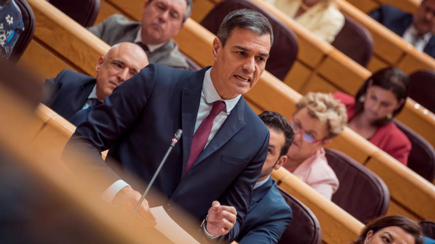 El presidente del Gobierno, Pedro Sánchez, interviene durante una sesión plenaria en el Senado, a 16 de mayo de 2023.