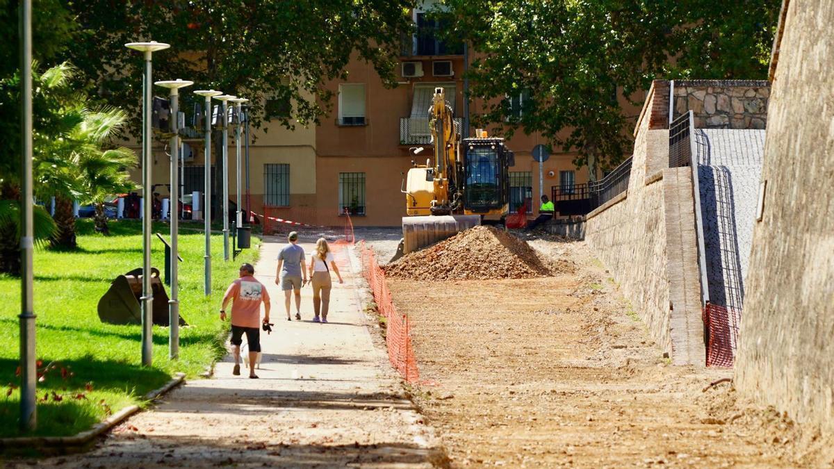 Arrancas las obras en el Parque Infantil de Badajoz.