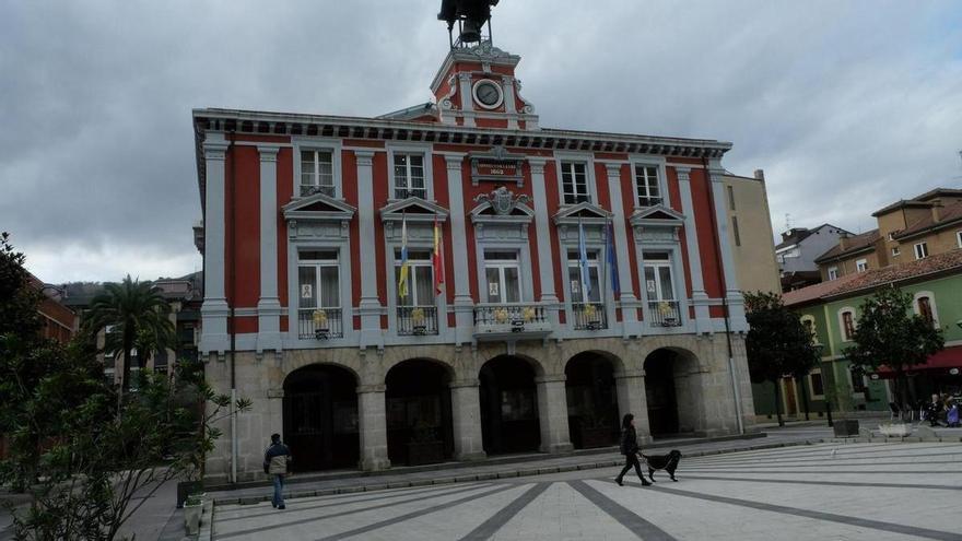 El Ayuntamiento de Mieres afronta su gran reorganización laboral con CSIF y el SIPLA como referencias sindicales, mientras CC OO desaparece pese a gobernar IU