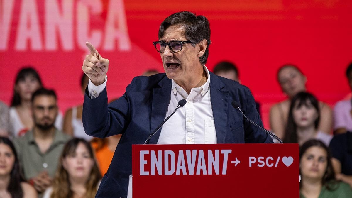 El líder del PSC, Salvador Illa, en el mitin del pasado domingo