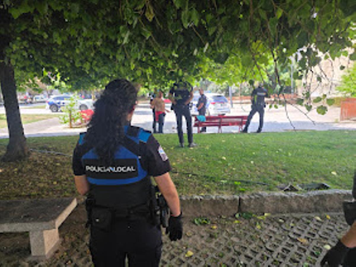 Efectivos de la Policía Local vilagarciana.