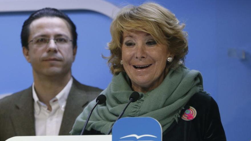 Javier Fernández Lasquetty junto a Esperanza Aguirre.