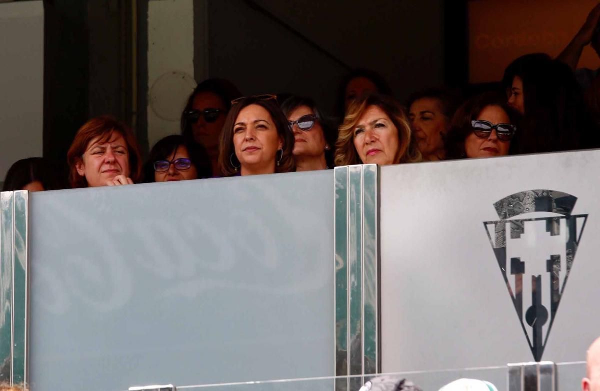 La afición cordobesista apoya al equipo femenino