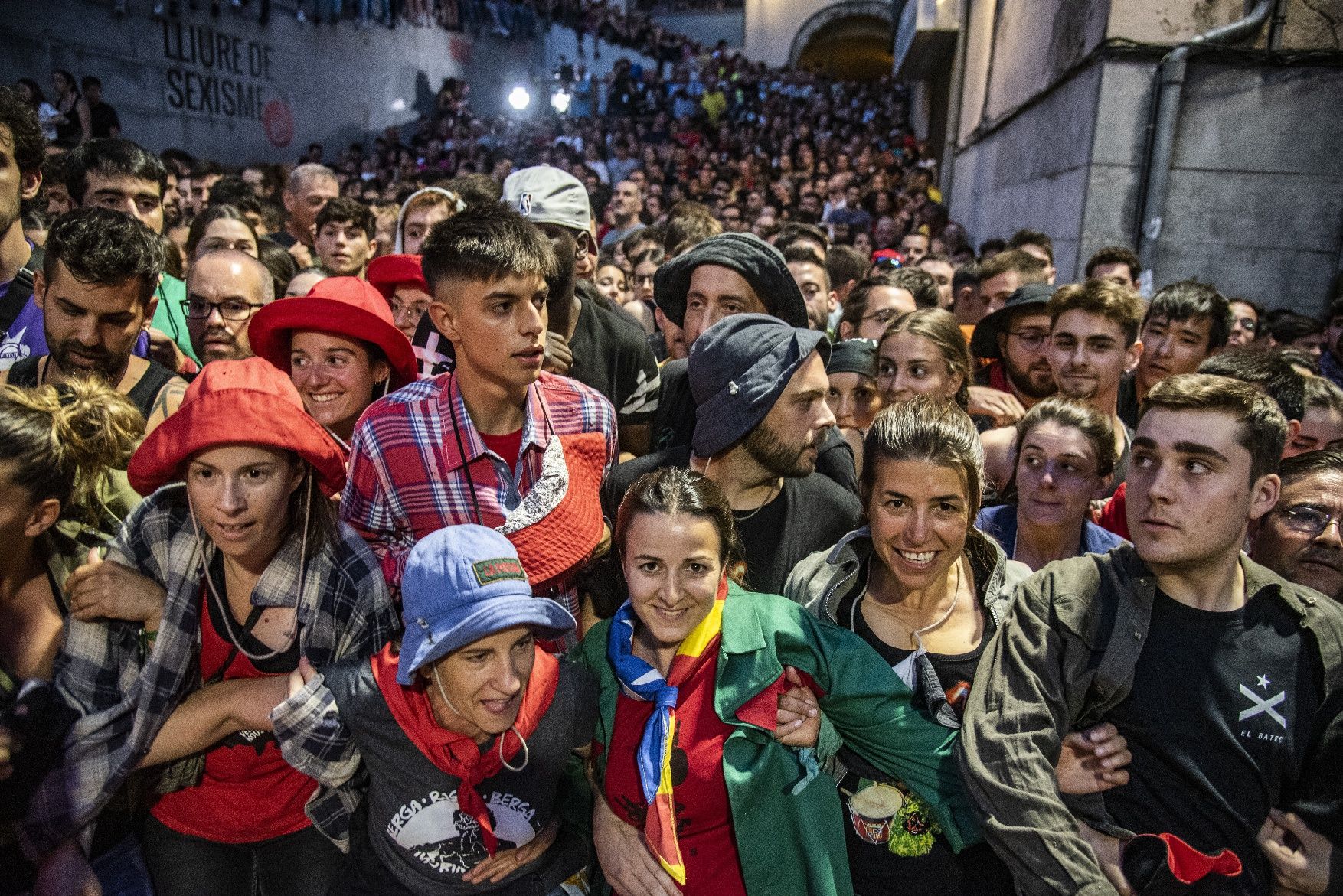 La Patum diu adeu amb èxit i una sorpresa dolça pels 400 anys