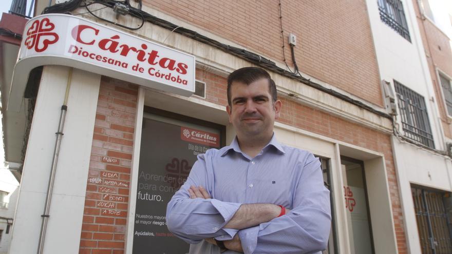 Salvador Ruiz: &quot;La emergencia social sigue en la primera ola y lejos de disminuir&quot;