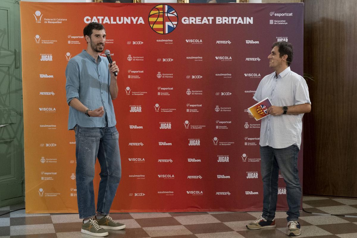 Totes les fotos de la pesentació del Catalunya-Gran Bretanya a l'Ajuntament de Manresa