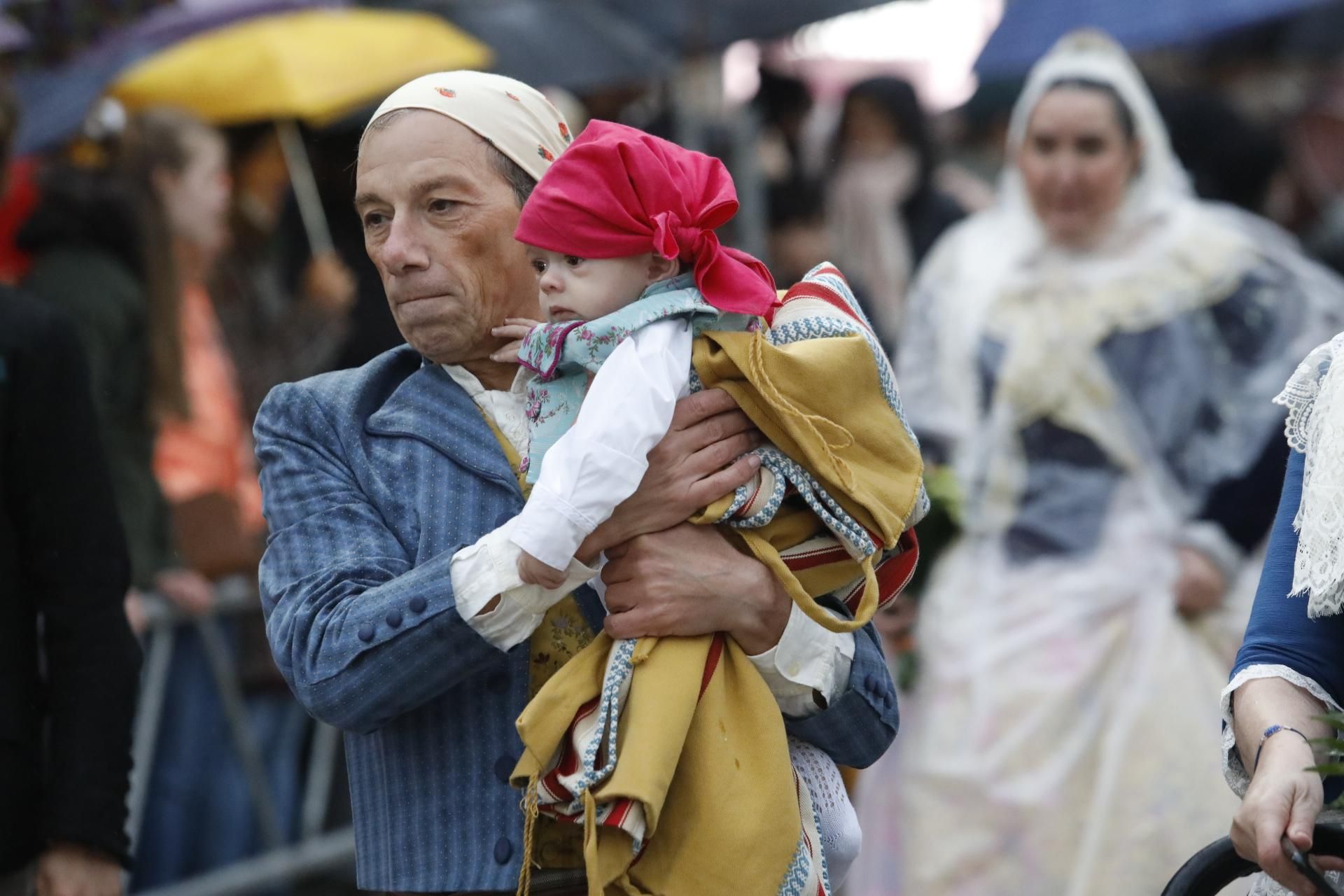 Búscate en el primer día de ofrenda por la calle Quart (entre las 18:00 a las 19:00 horas)