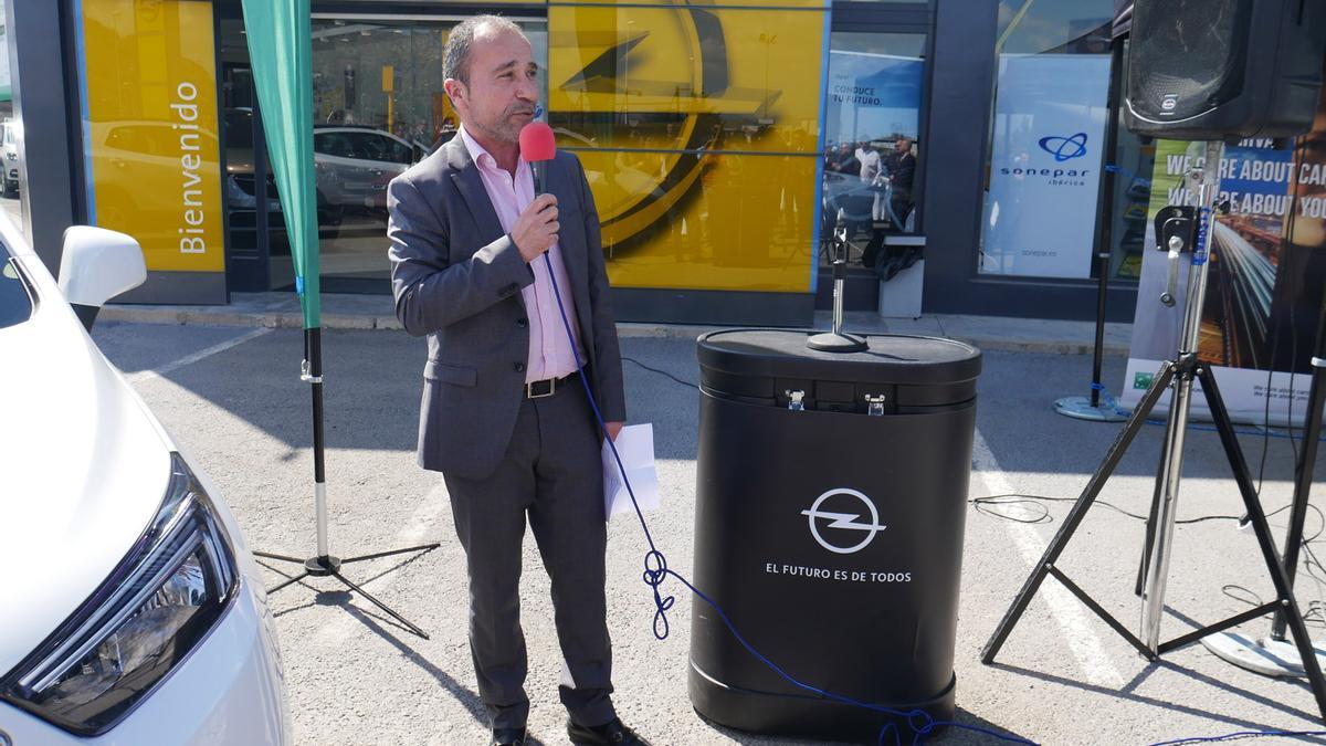 Alan Palacios dirige el Grupo Palacios del que forman parte Opel GP Automoción y Peugeot Autointer.