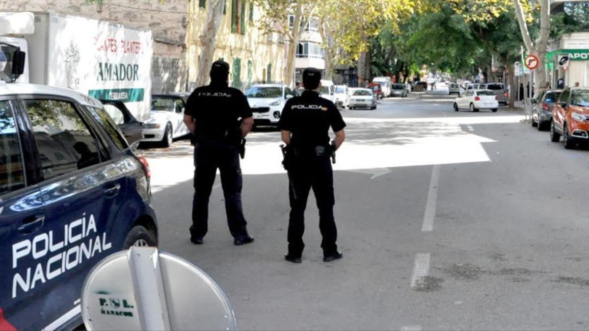 Agentes de la Policía Nacional en Manacor.