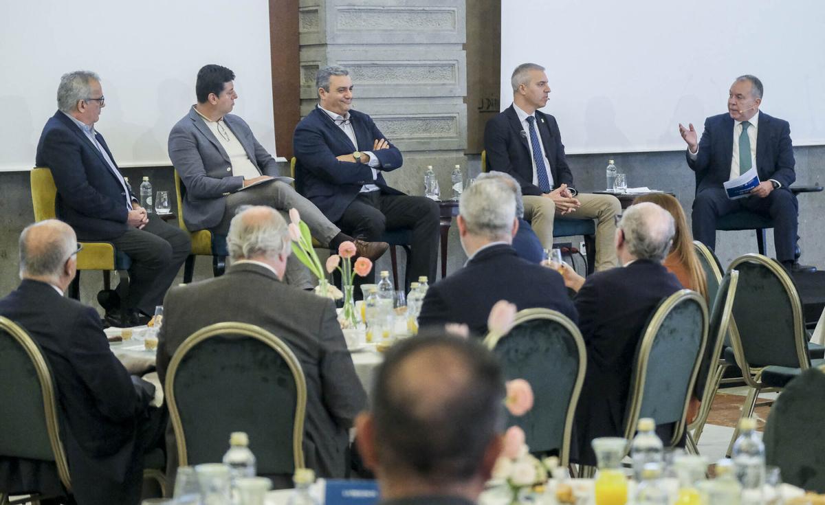 Manuel Miranda interviene en el Foro de Prensa Ibérica en Las Palmas de Gran Canaria