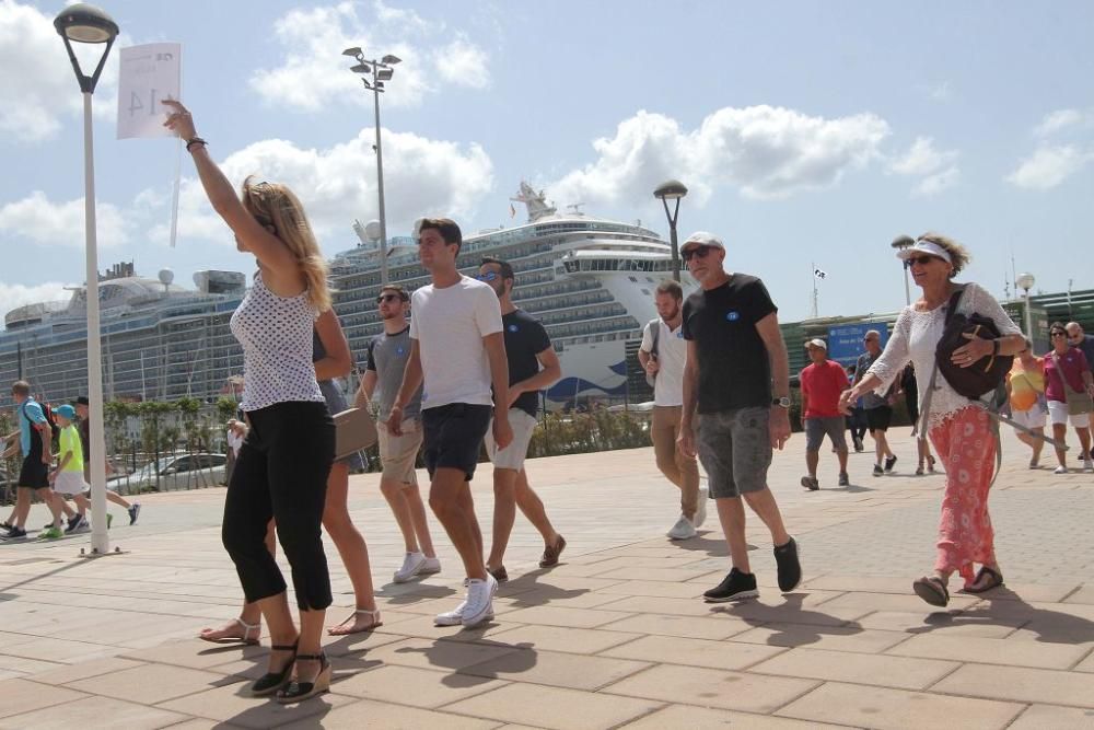 Turistas en Cartagena en el Puente de agosto