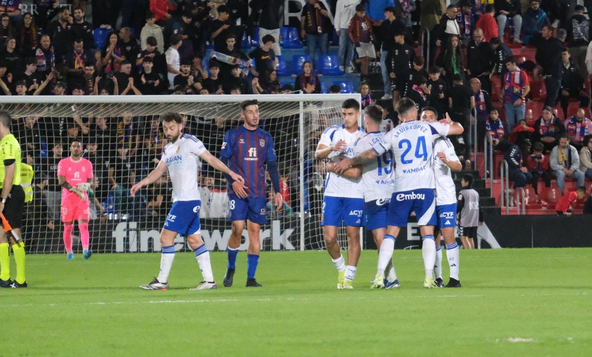 Las mejores imágenes del CD Eldense - Rela Zaragoza (2-3)
