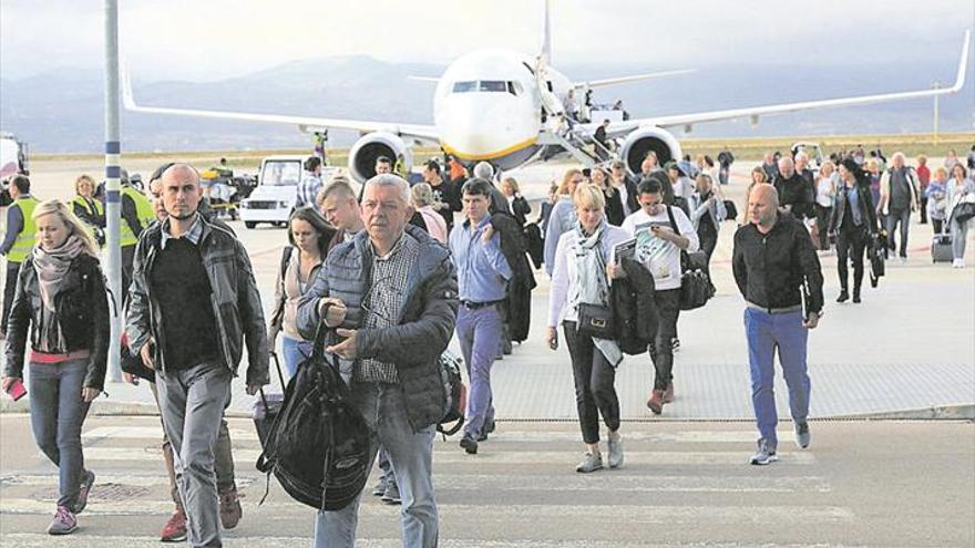 El aeropuerto de Castellón tiene más usuarios que otros 15 de Aena