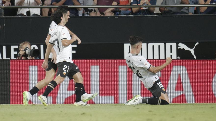 El Valencia se impone a la UD Las Palmas.