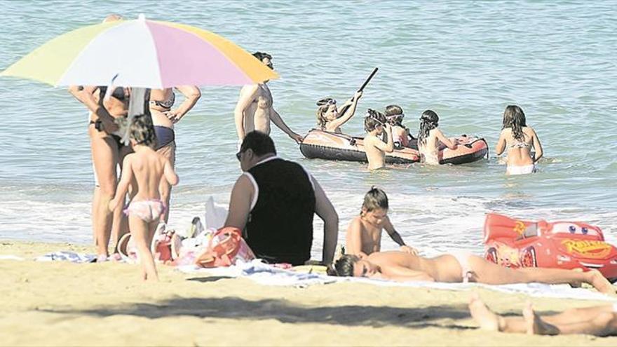 El cambio climático adelanta un mes las olas de calor en Castellón