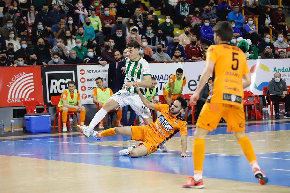 Las imágenes de la victoria del Córdoba Futsal ante el Burela