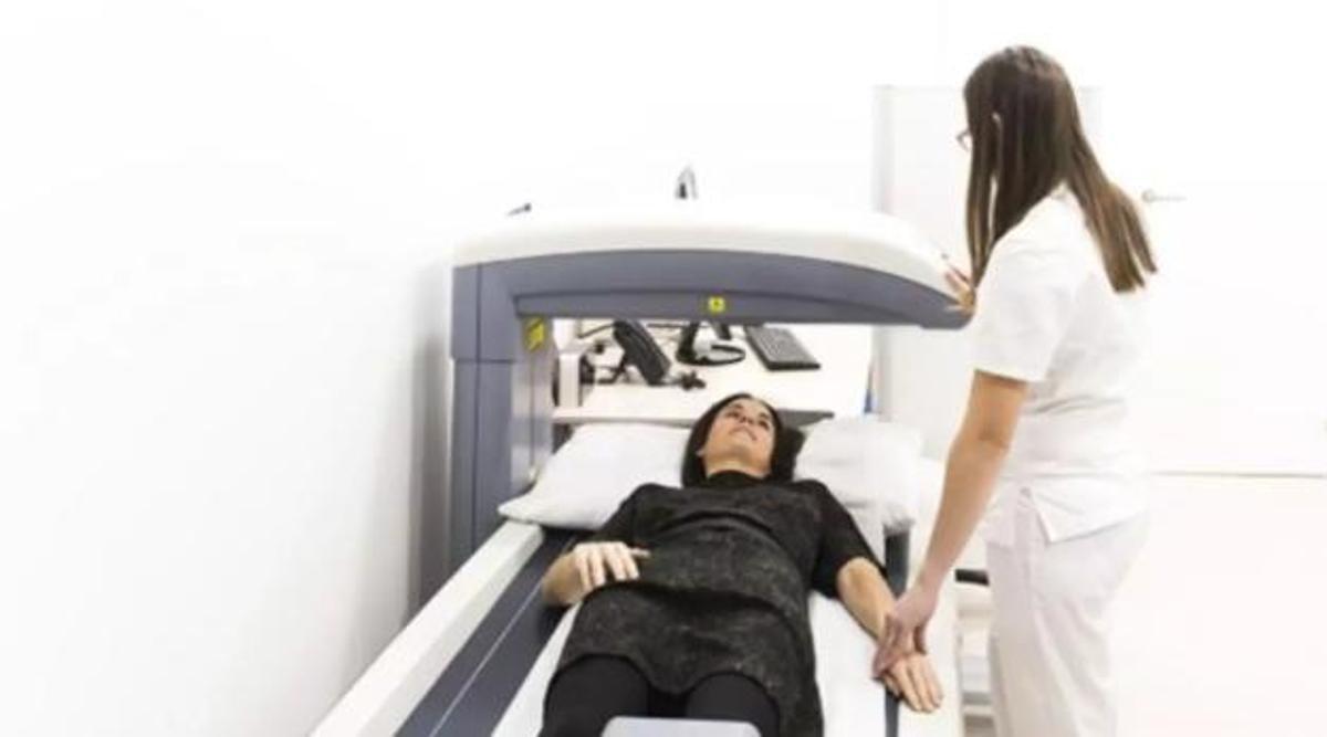 La densitometria òssia: la prova clau per detectar l'osteoporosi i prevenir fractures