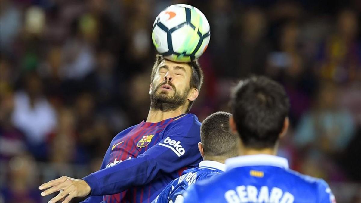 Gerard Piqué está siendo intratable en el juego por alto