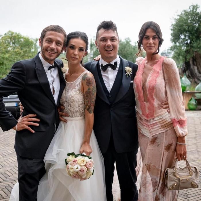 Valentino Rossi, de DJ en la boda de Uccio