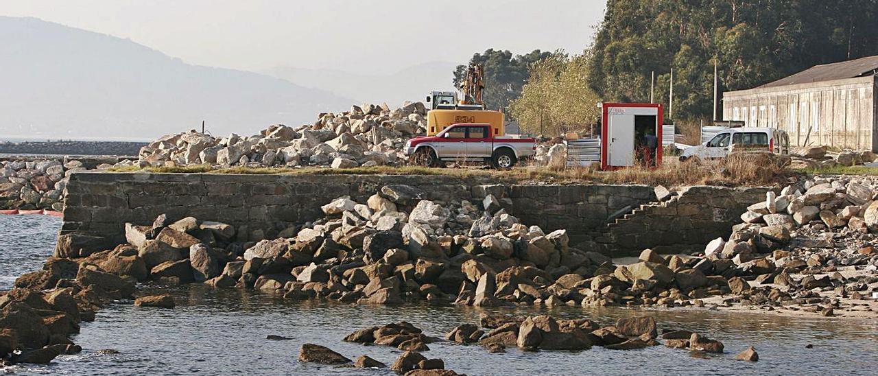 Inicio de las obras del puerto deportivo que fueron paralizadas.