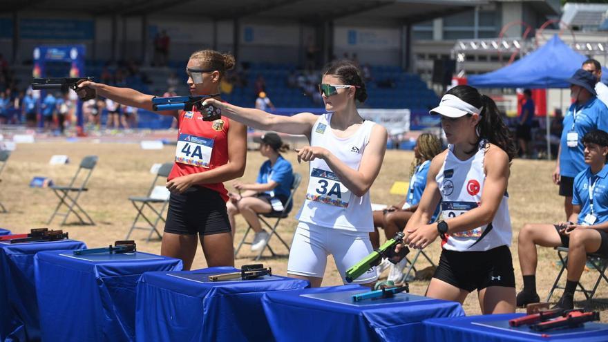 El Europeo sub-17 arranca con esgrima, velocidad y puntería