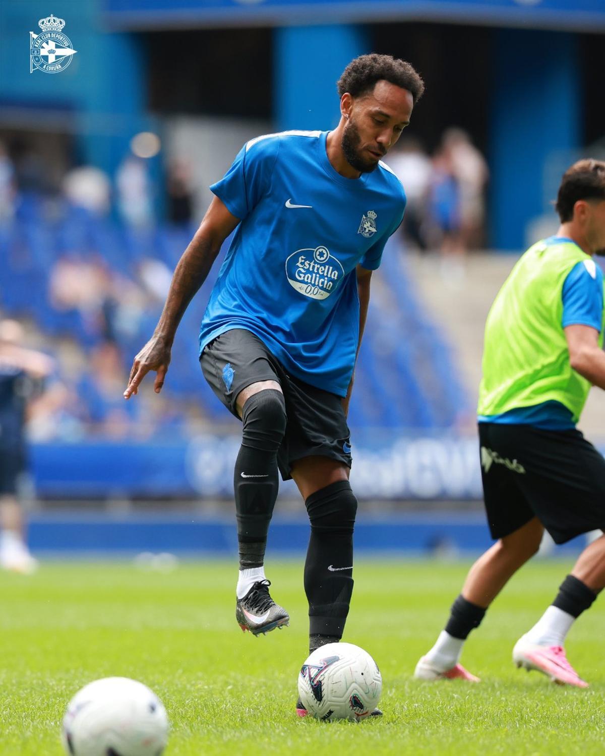 Aubameyang debuta con el deportivo