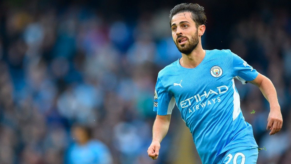 Bernardo Silva en un partido con el Manchester City