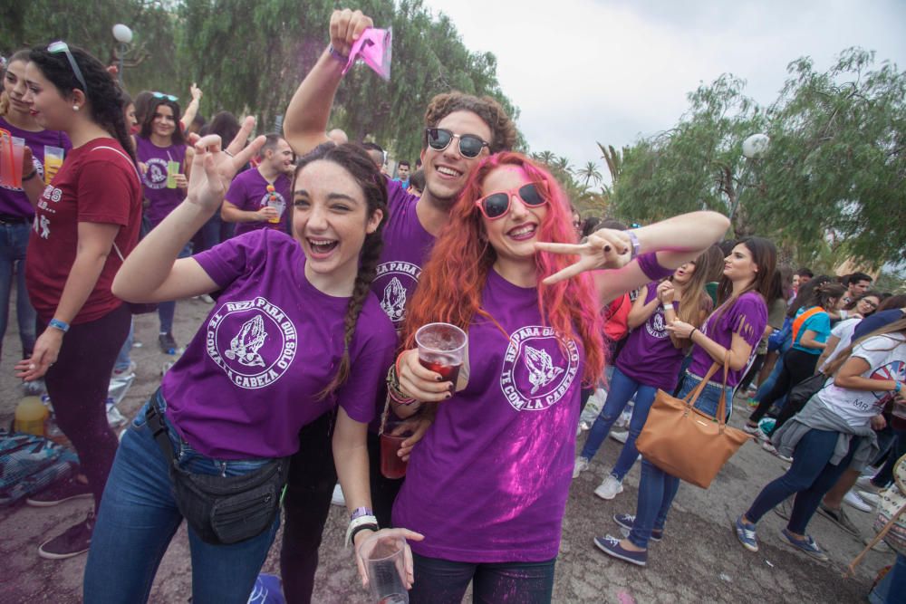 Miles de estudiantes en la macrofiesta universitar