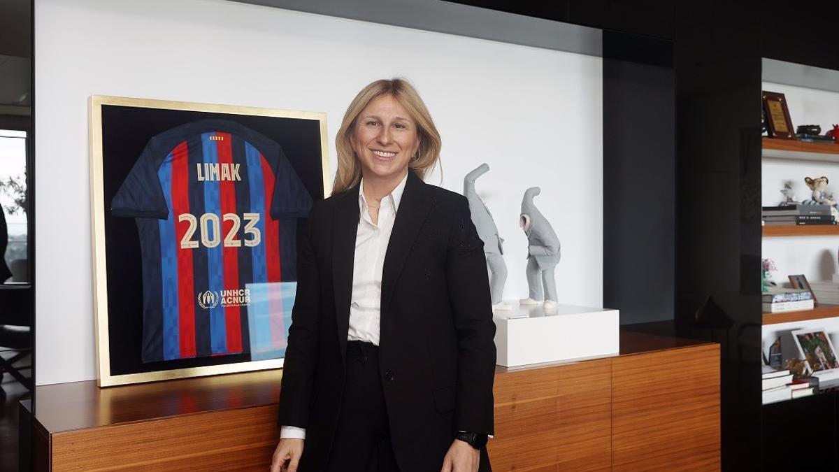 Ebru Özdemir, presidenta de Limak Holding: Confiamos en que terminaremos la remodelación del Camp Nou en 18 meses.