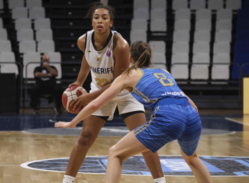 Partido Clarinos Tenerife - Fribourg de la Eurocup Women de baloncesto