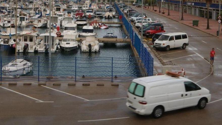 Los Mossos investigan la aparición de un cadáver en el puerto de Tarragona