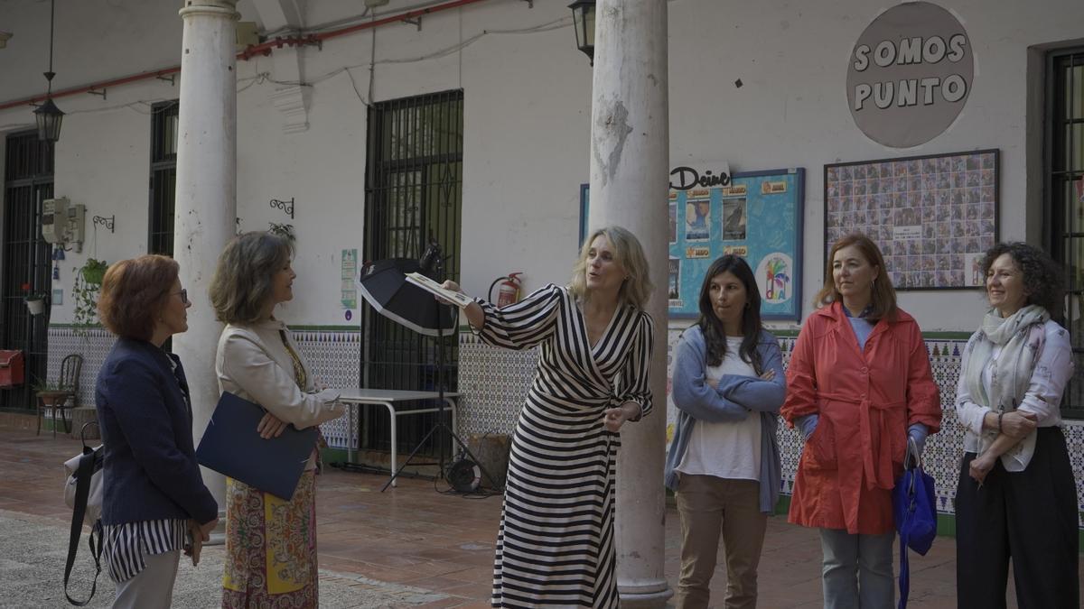 Homenaje a las mujeres que pasaron por las aulas del colegio Prácticas nº 1