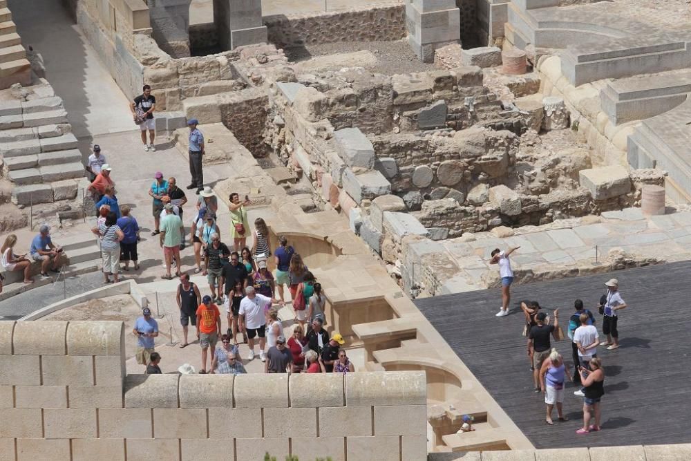 Turistas en Cartagena en el Puente de agosto