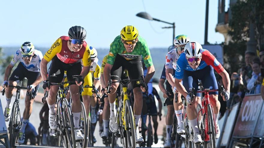 El belga Fretin sorprende en el esprint de Lopera y Romeo sigue de sólido líder