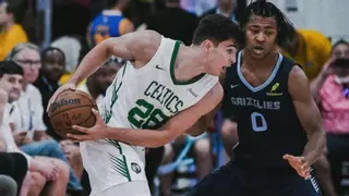 Hugo González: titularidad y buenos números en su debut con Boston