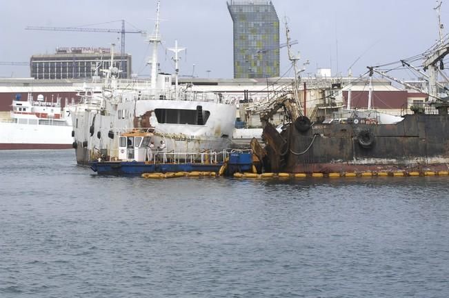 BARCO EN RIESGO DE HUNDIMIENTO