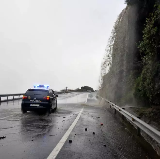 El Cabildo concreta una solución para evitar la cascada de la carretera del Este en Puerto de la Cruz